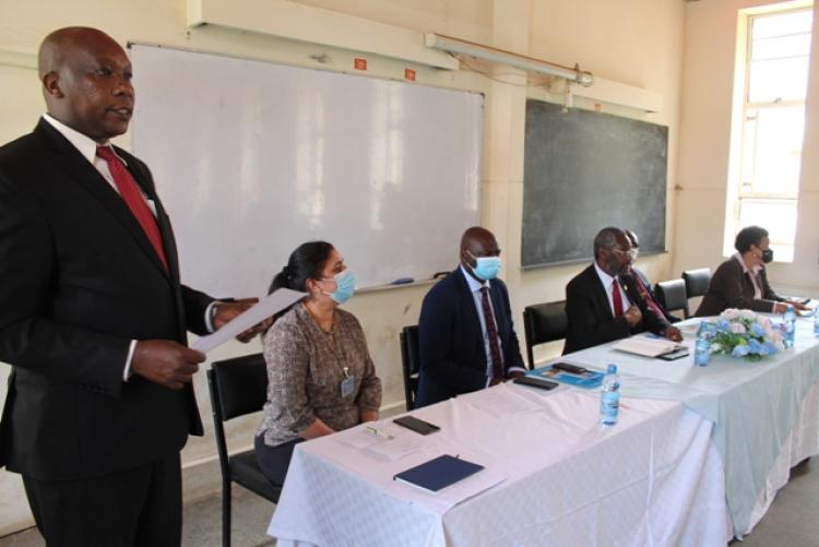 Vice Chancellors  Visit to the Department of Pharmacy 12